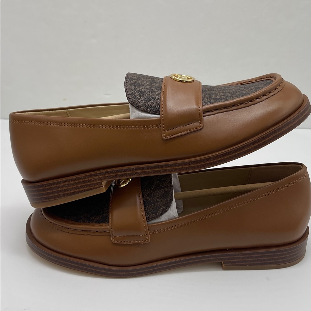 Michael Kors HANNAH LOAFER
FAUX LEATHER
49F5HNFP2L
Brown - Picture 15 of 16